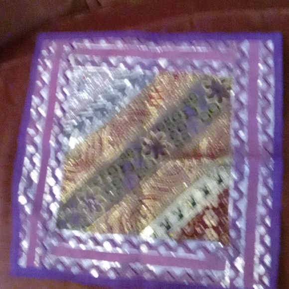 Sequined pillow covers - Picture 2 of 5